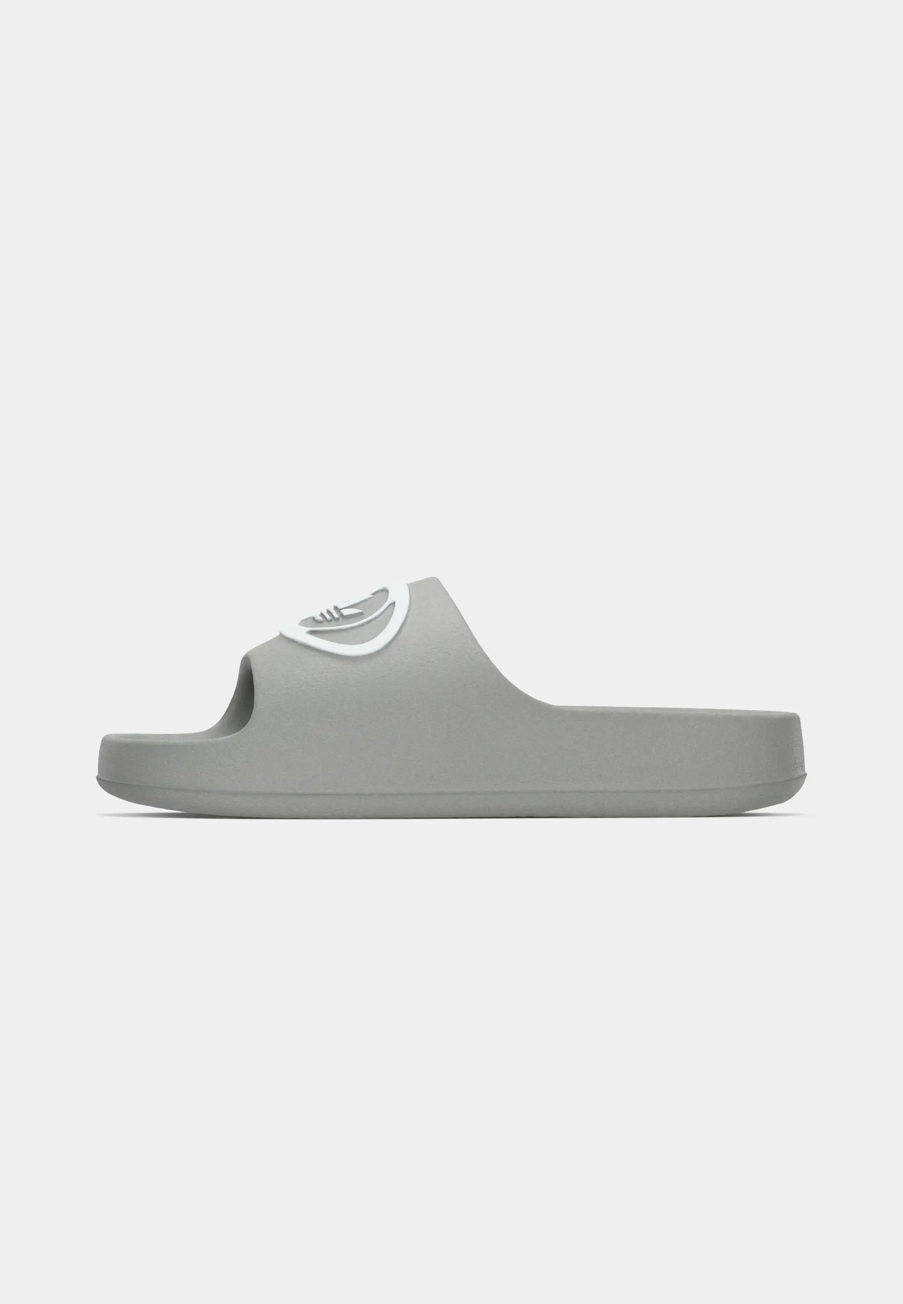 ADILETTE 00s
