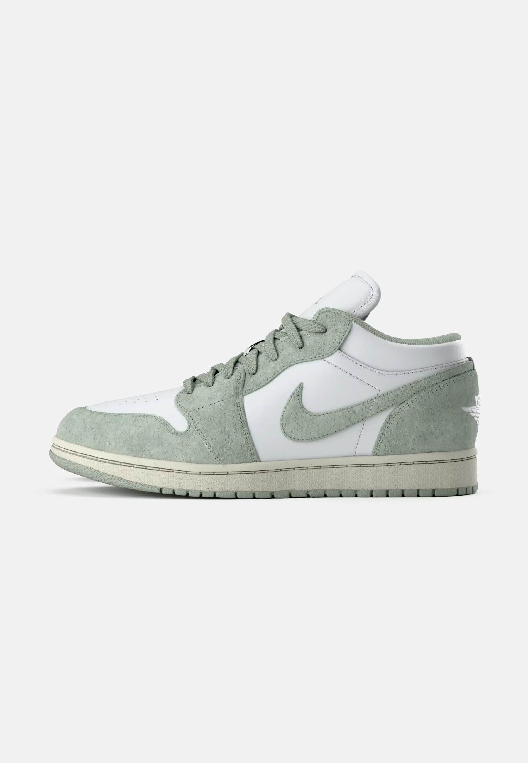 Air Jordan 1 Low SE