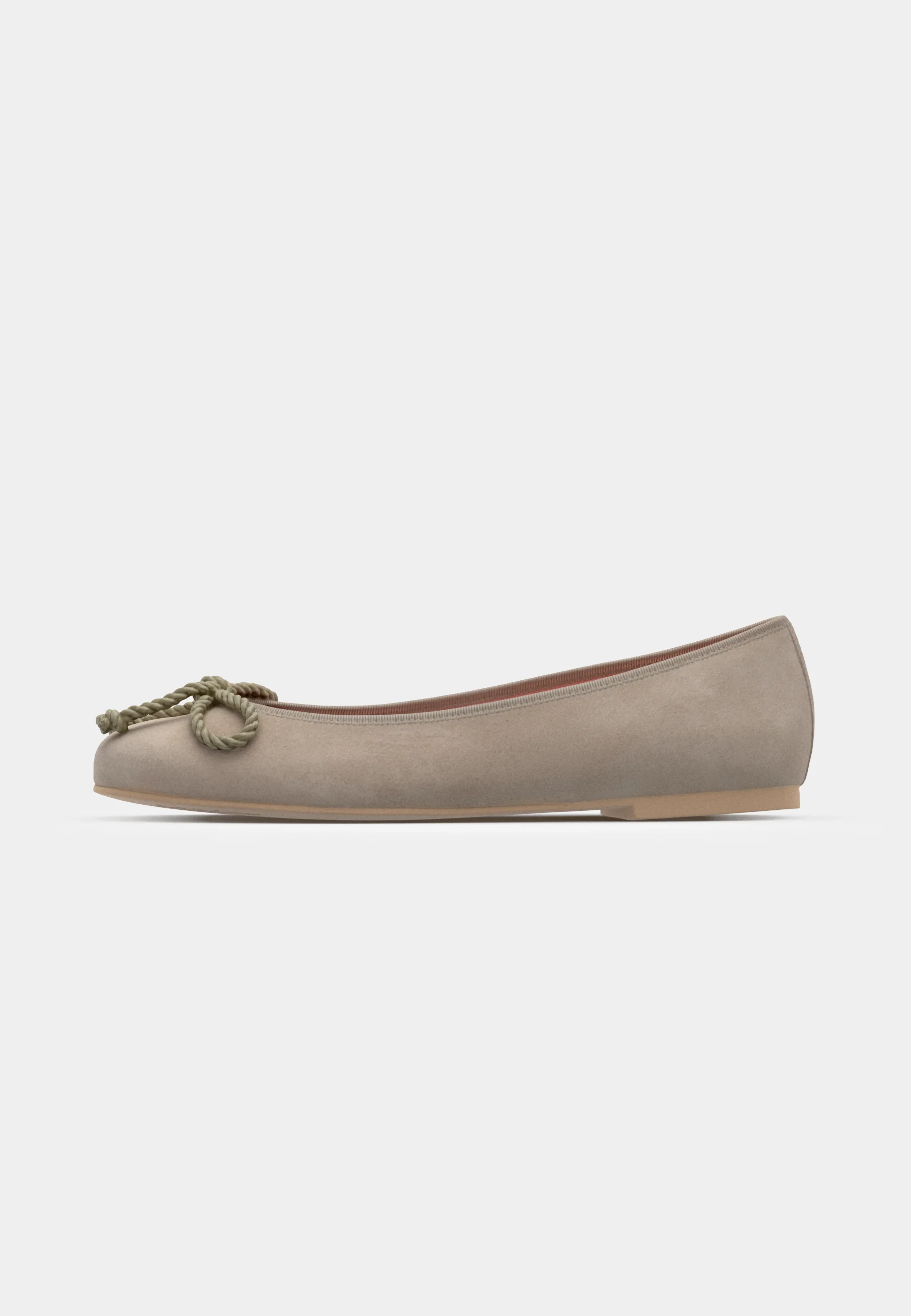 35663 Angelis Safari