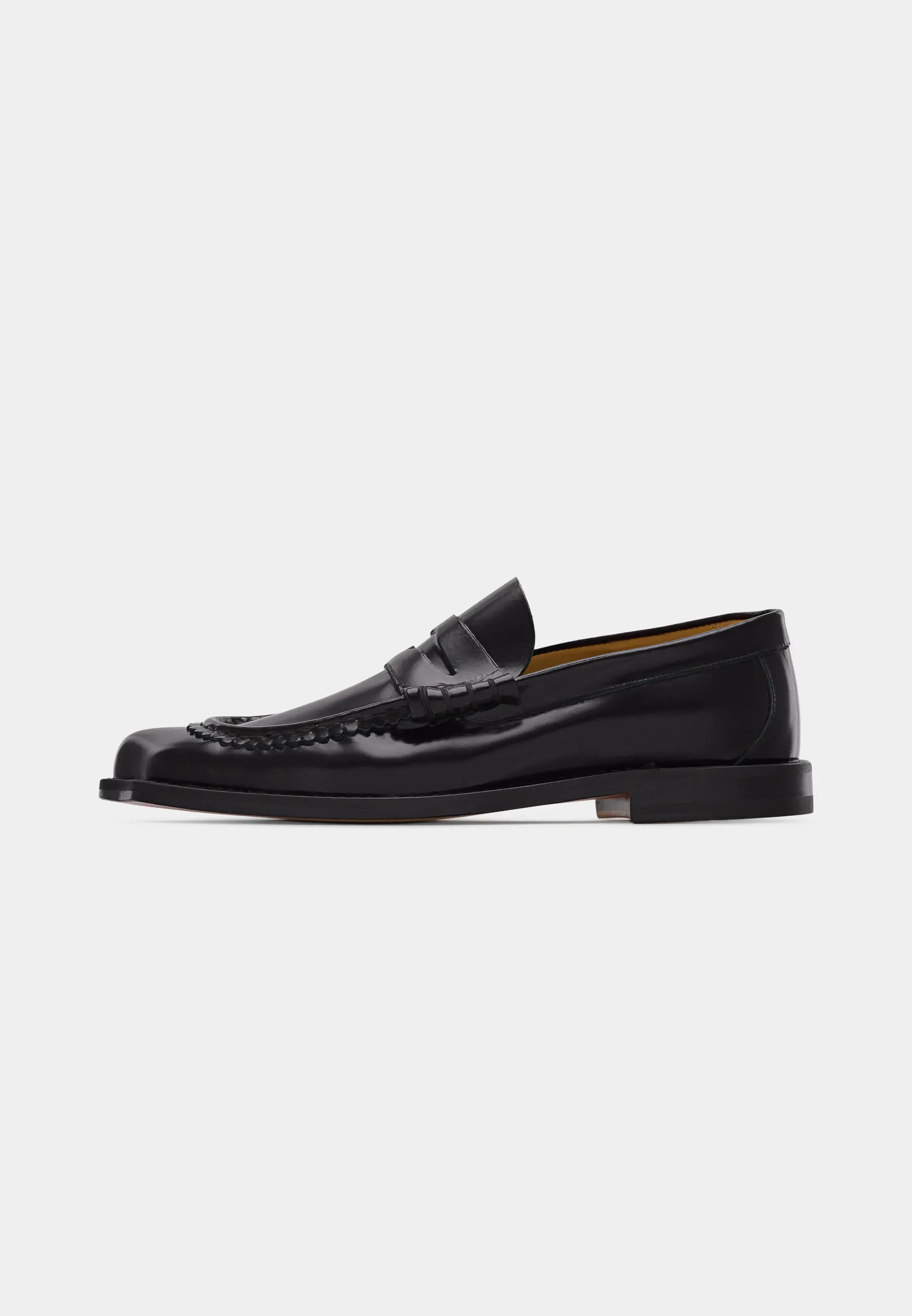 COIN LOAFER