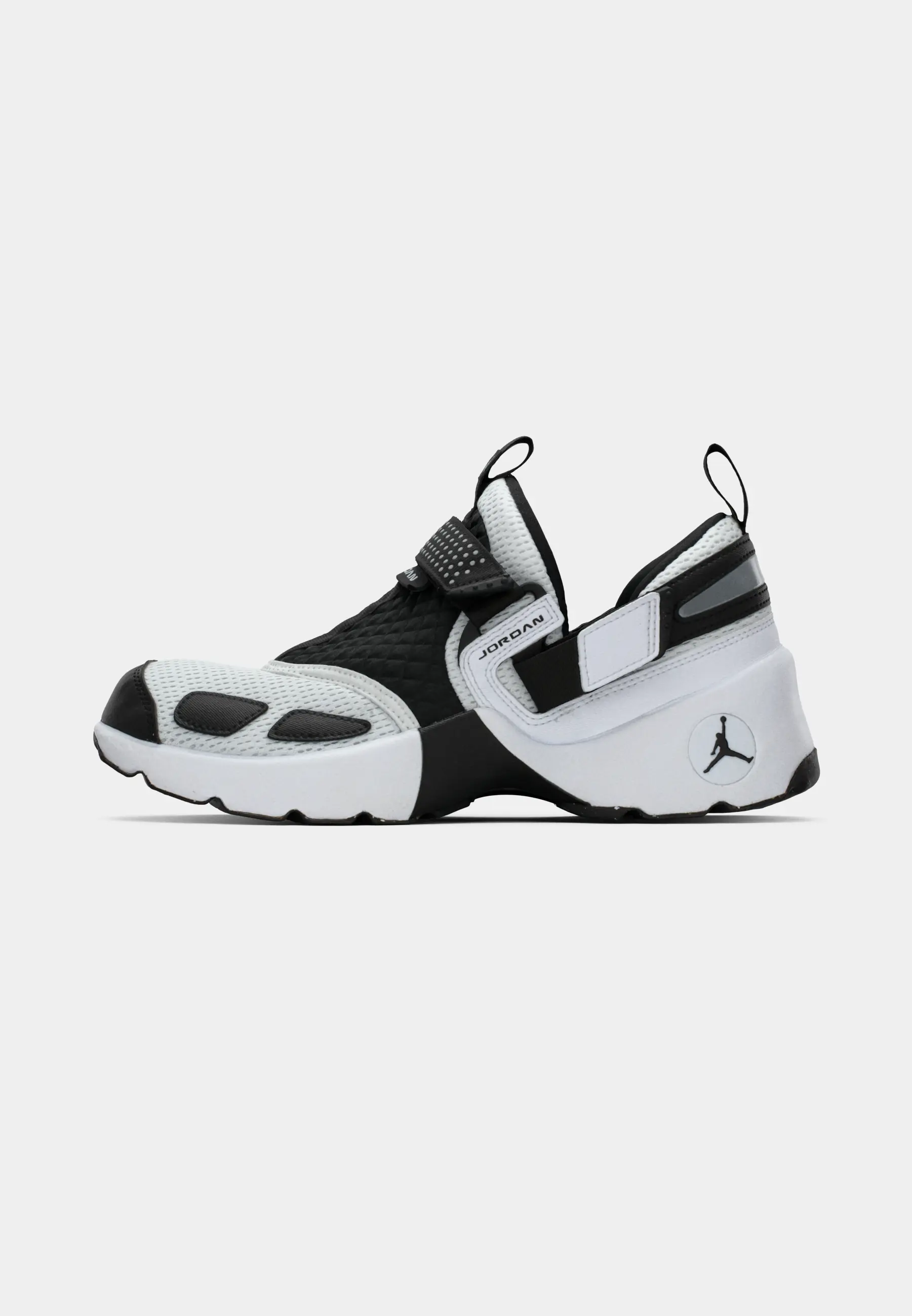 WMNS JORDAN TRUNNER LX