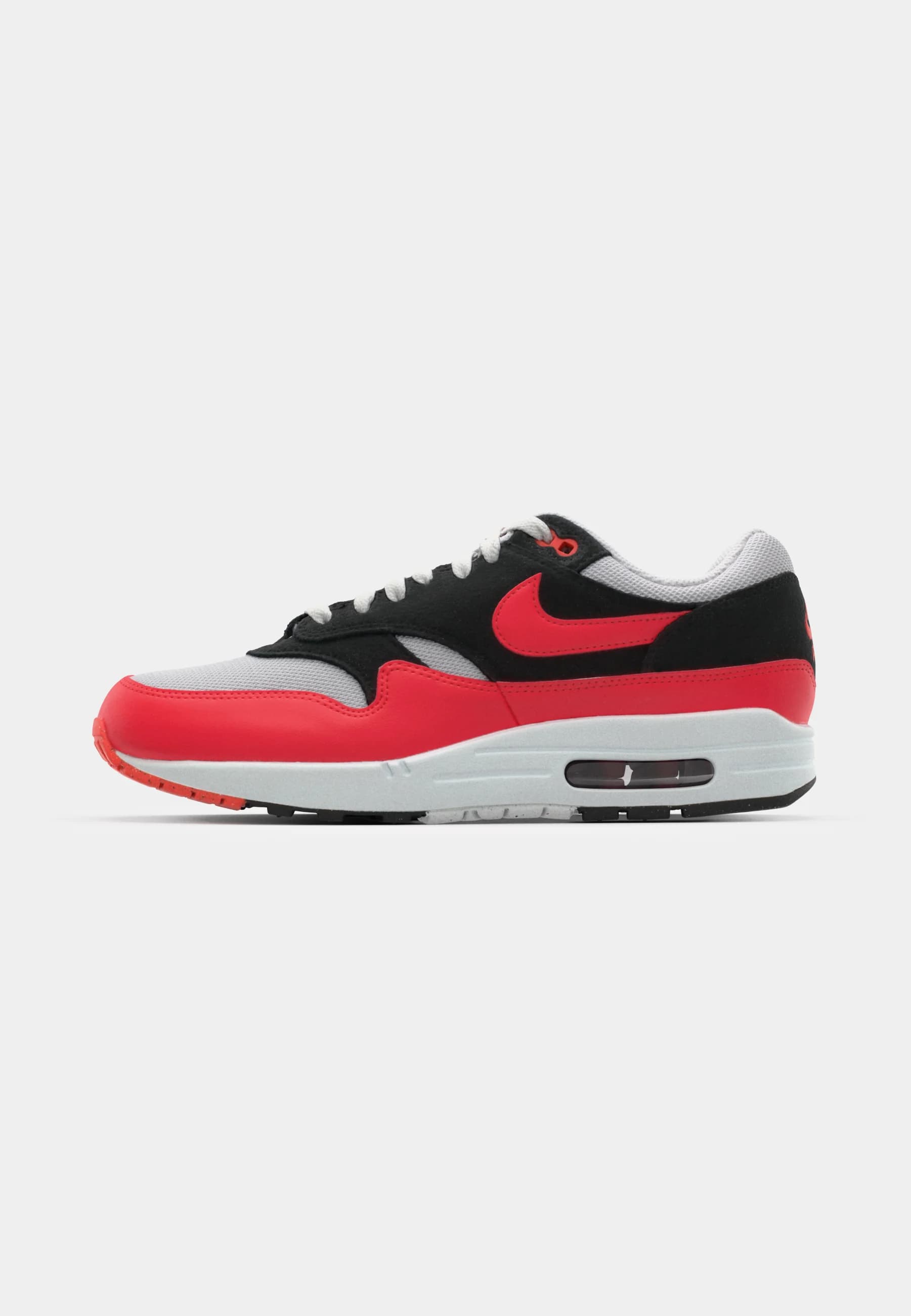 NIKE AIR MAX 1 ESS