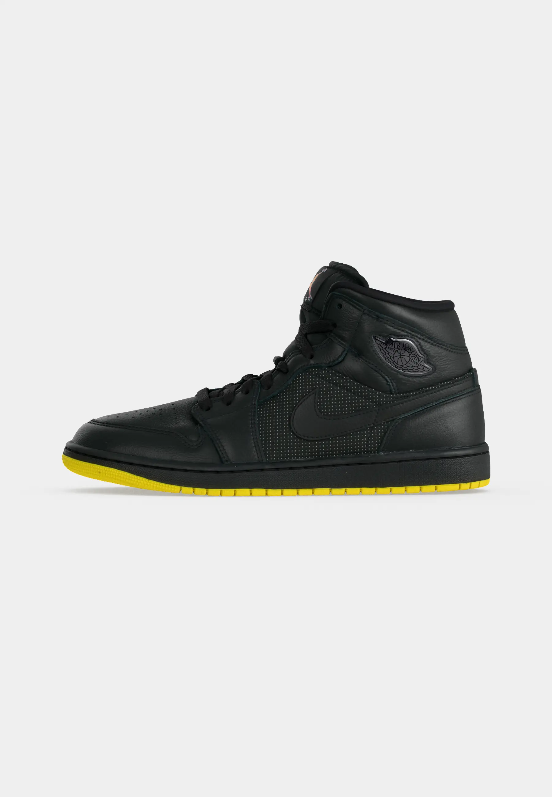 AIR JORDAN 1 MID SE