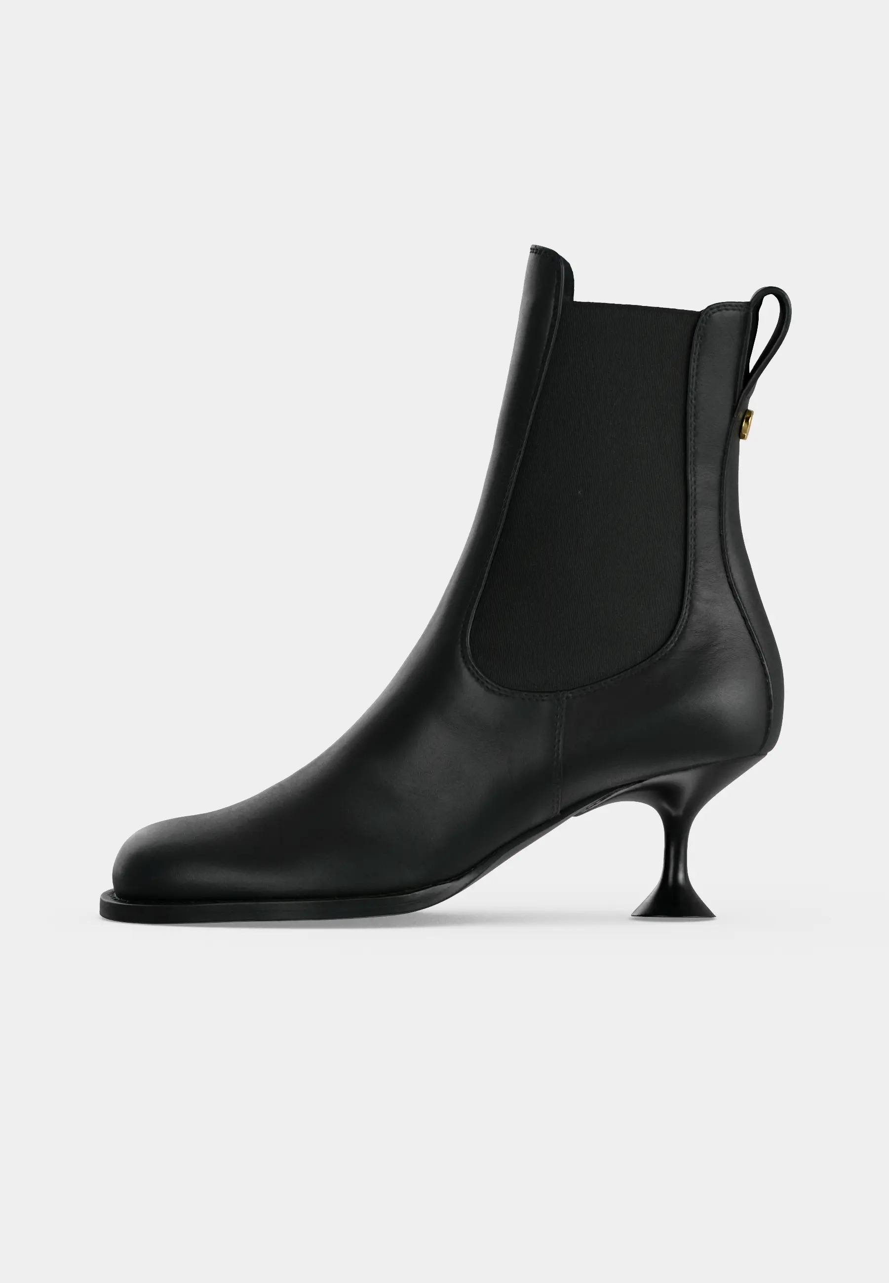 BOOTIE