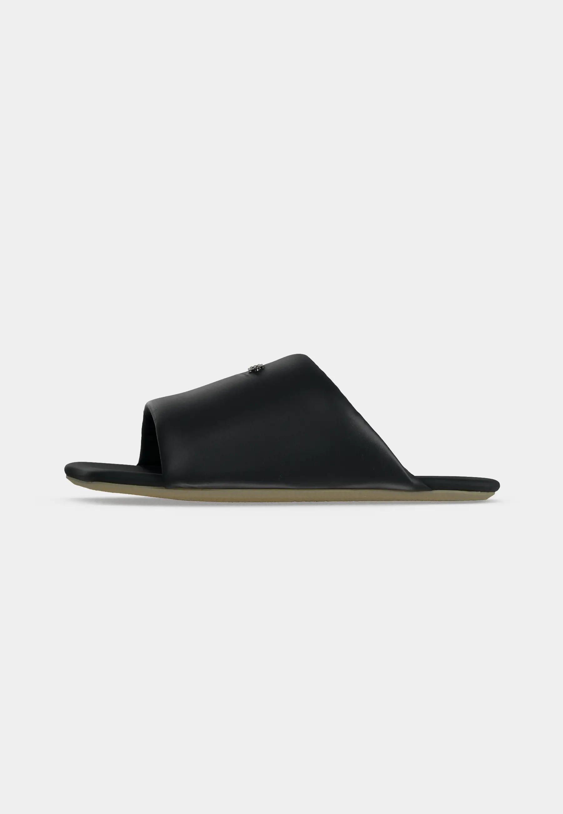 SANDAL