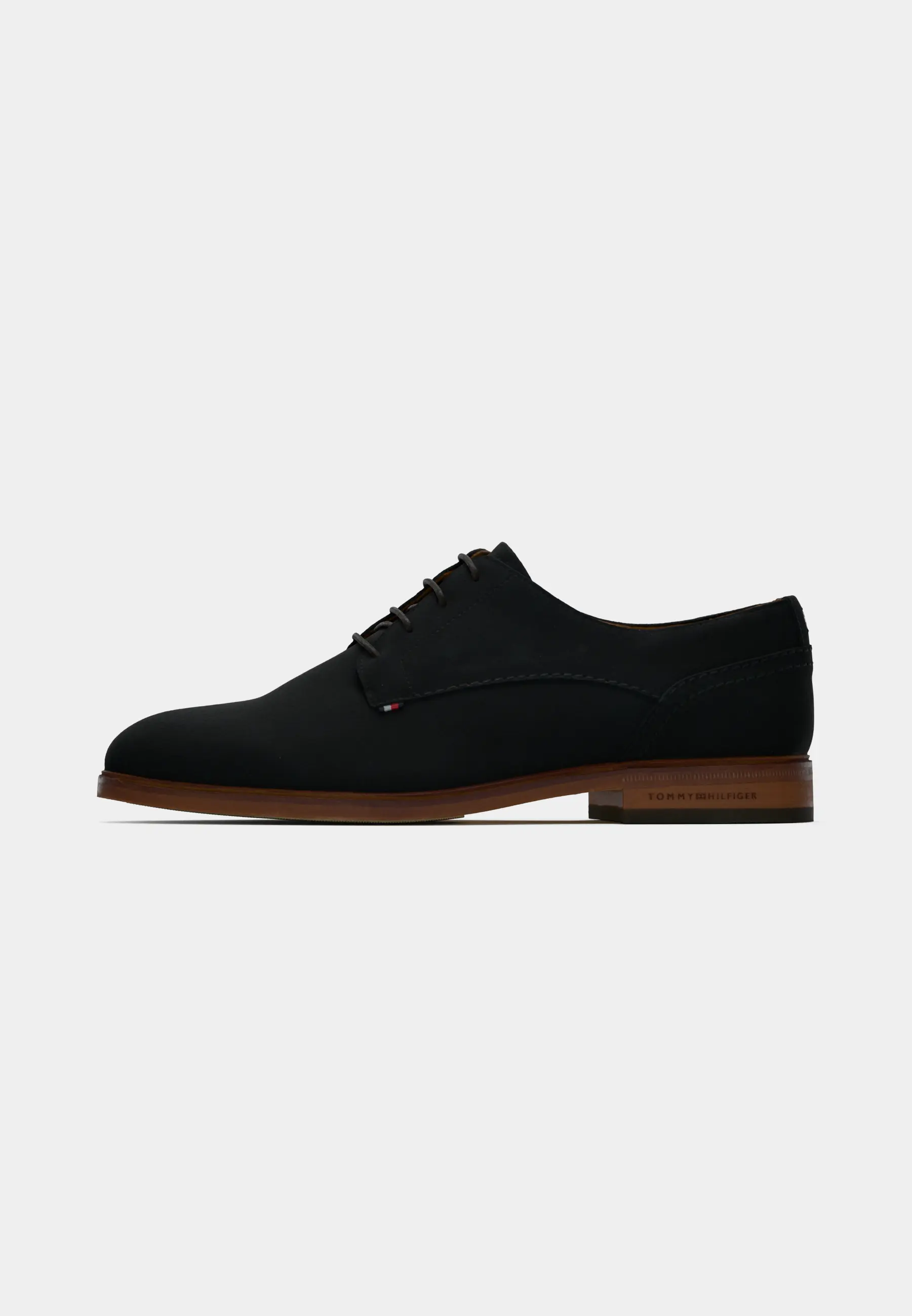 HILFIGER SUEDE DRESS SHOE