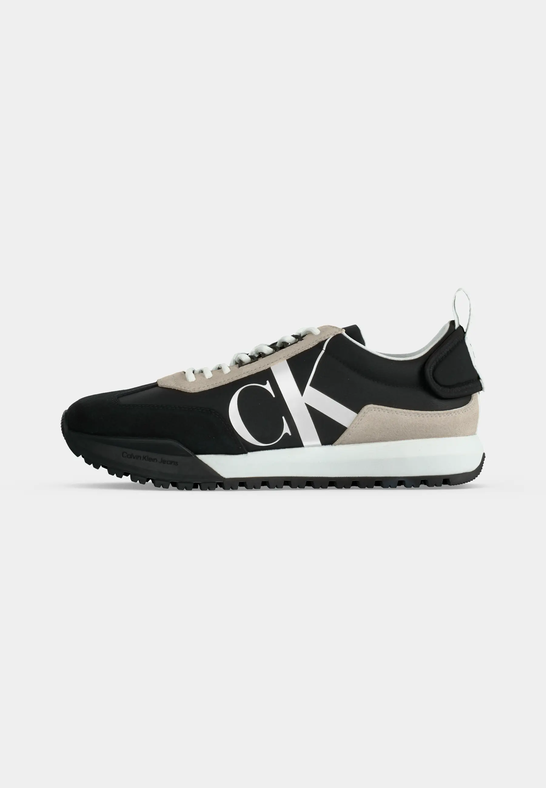 TOOTHY RUNNER LACE UP