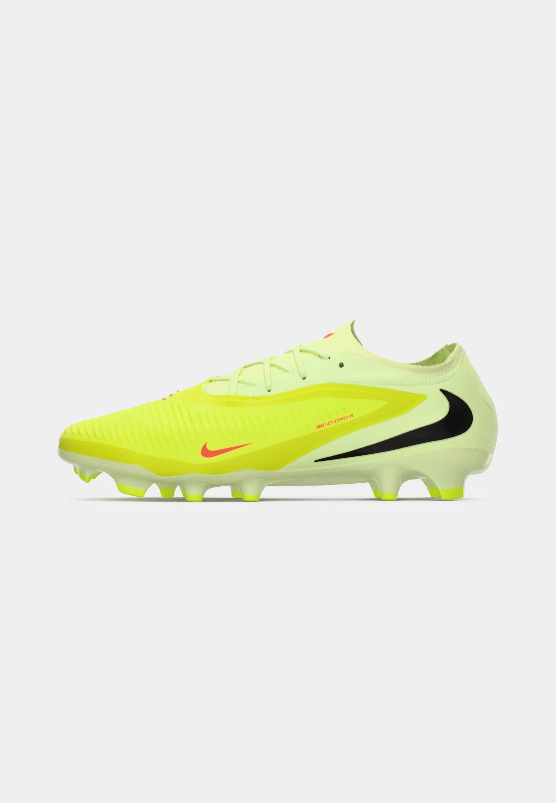 Nike Phantom 6 Low Pro FG