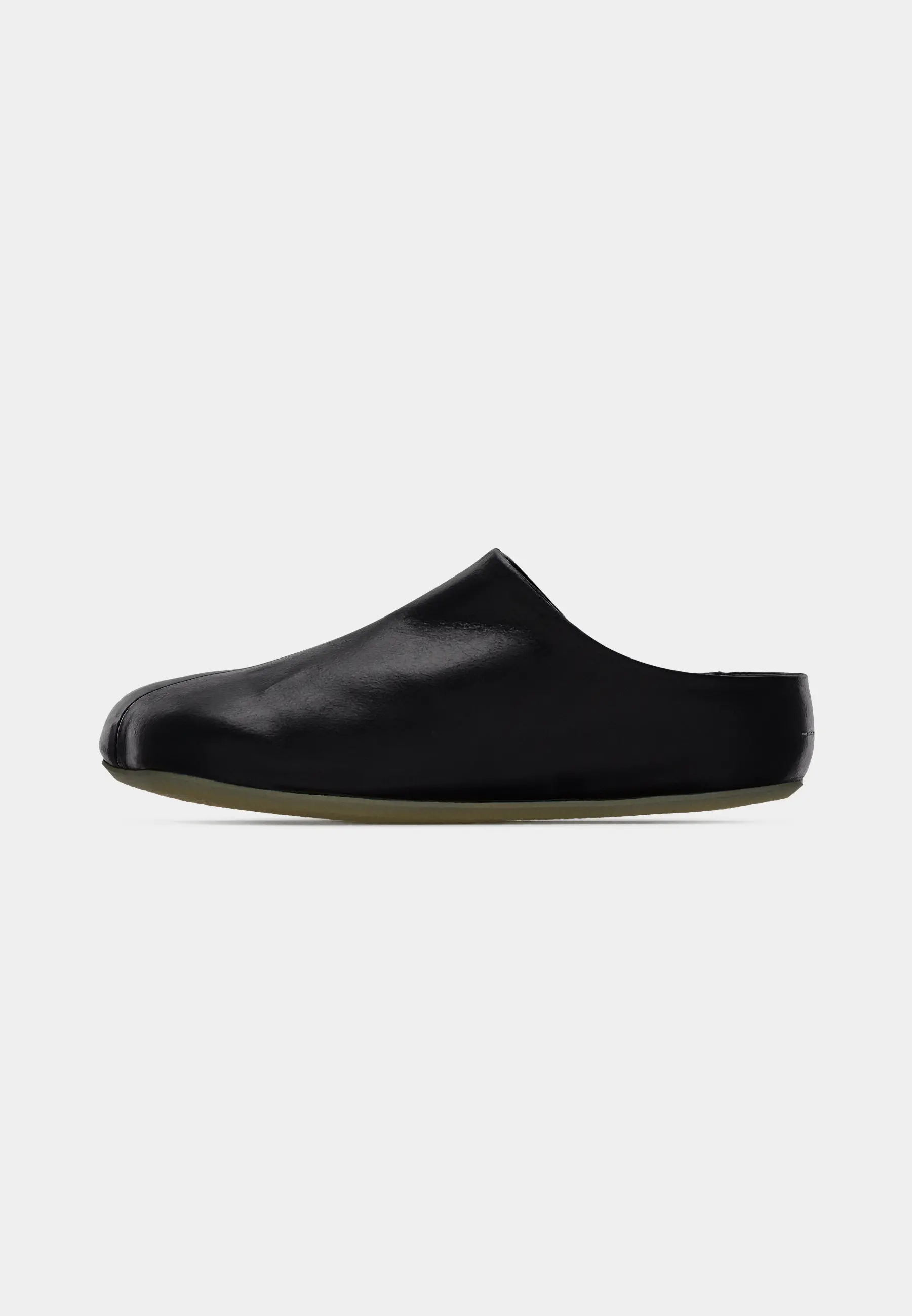 SLIPPER