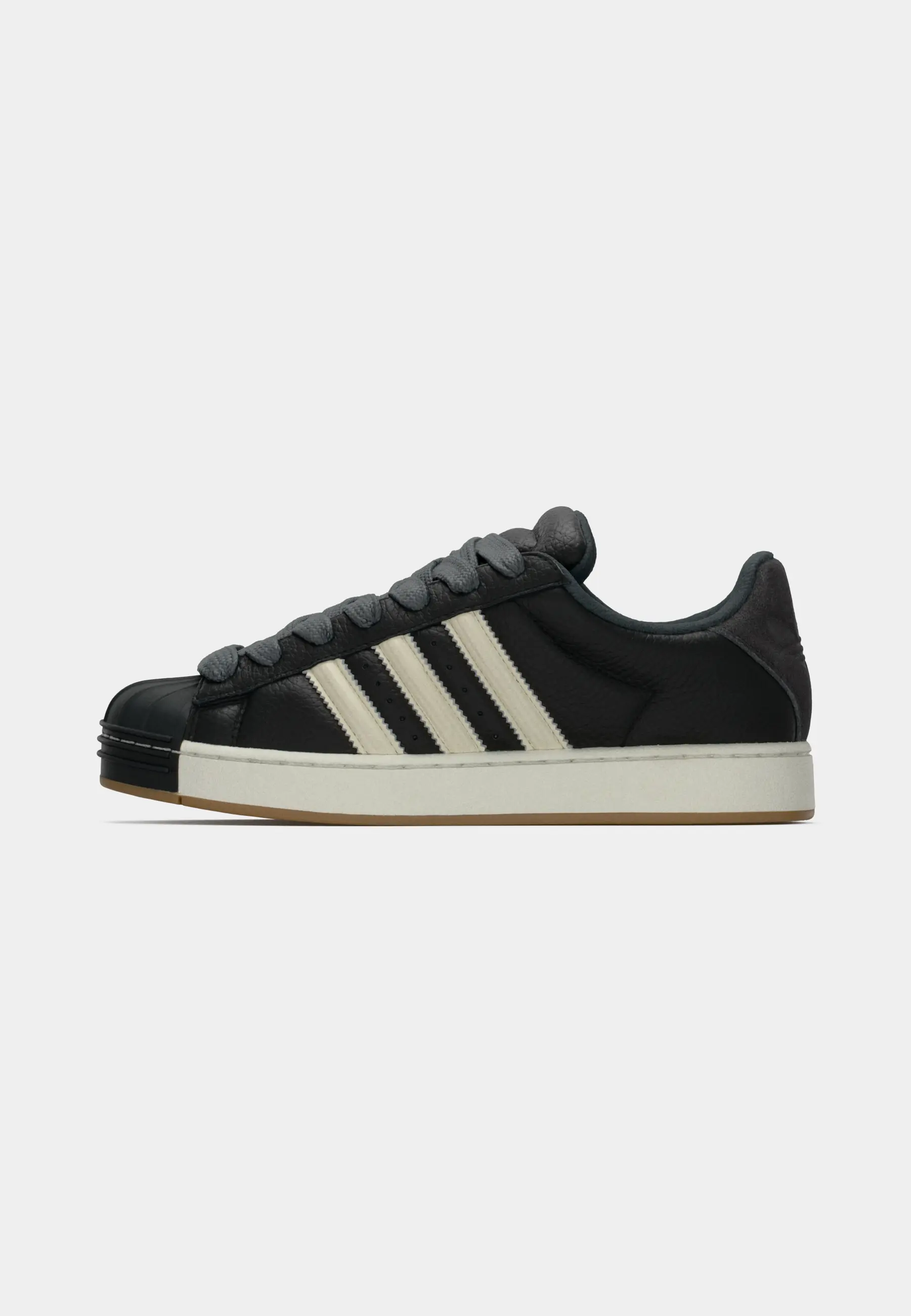 SUPERSTAR ST
