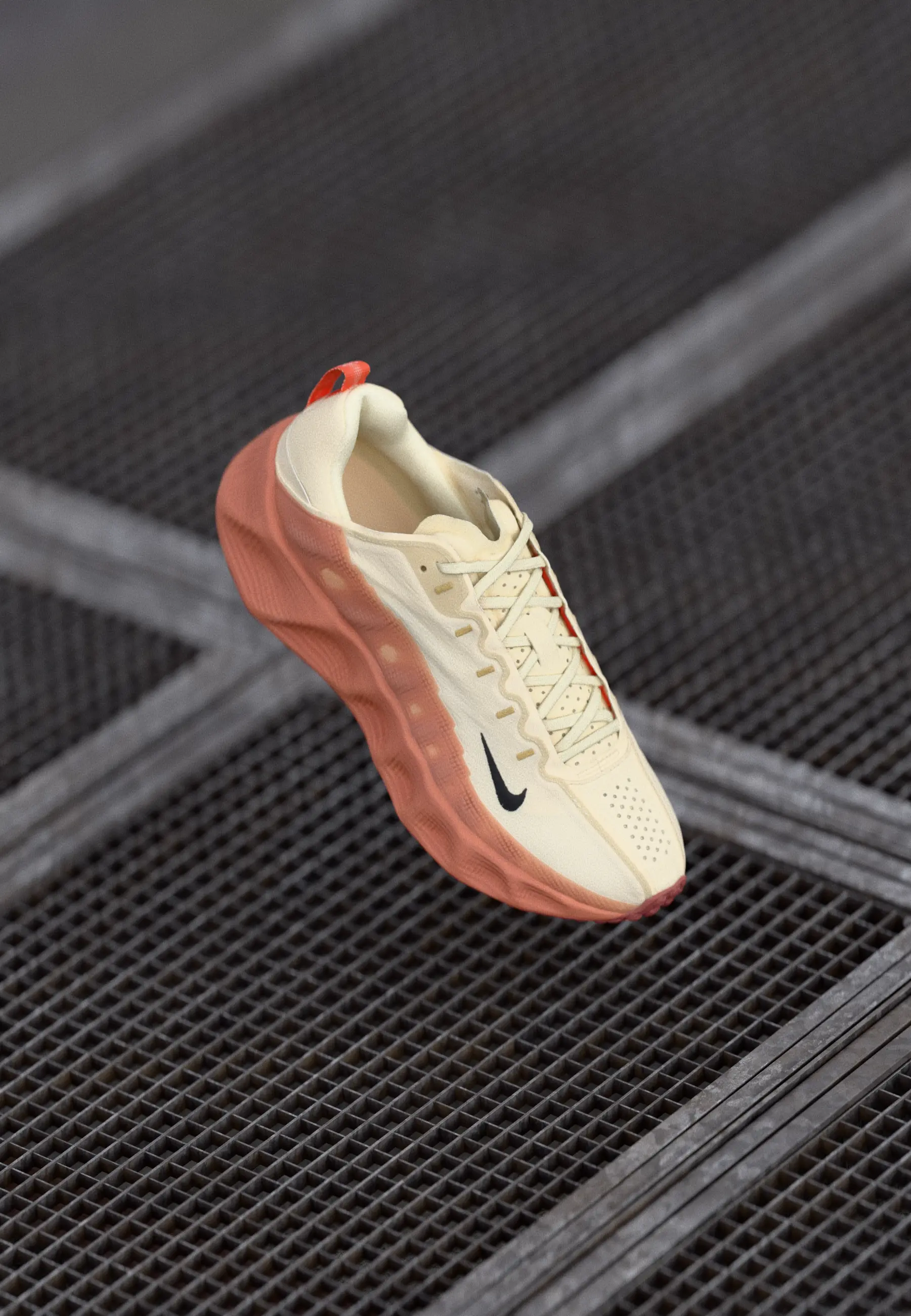 NIKE AVA ROVER