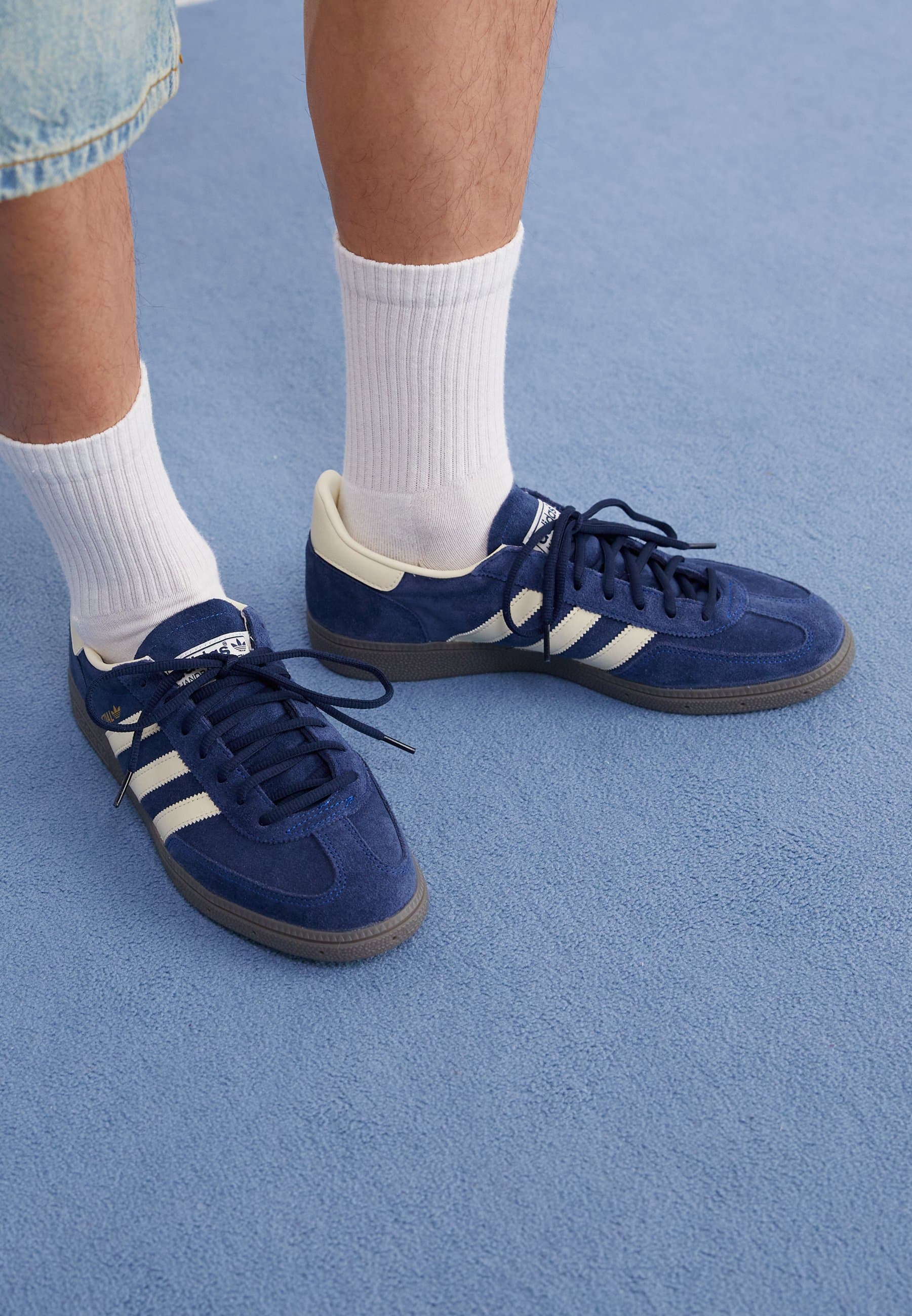 HANDBALL SPEZIAL