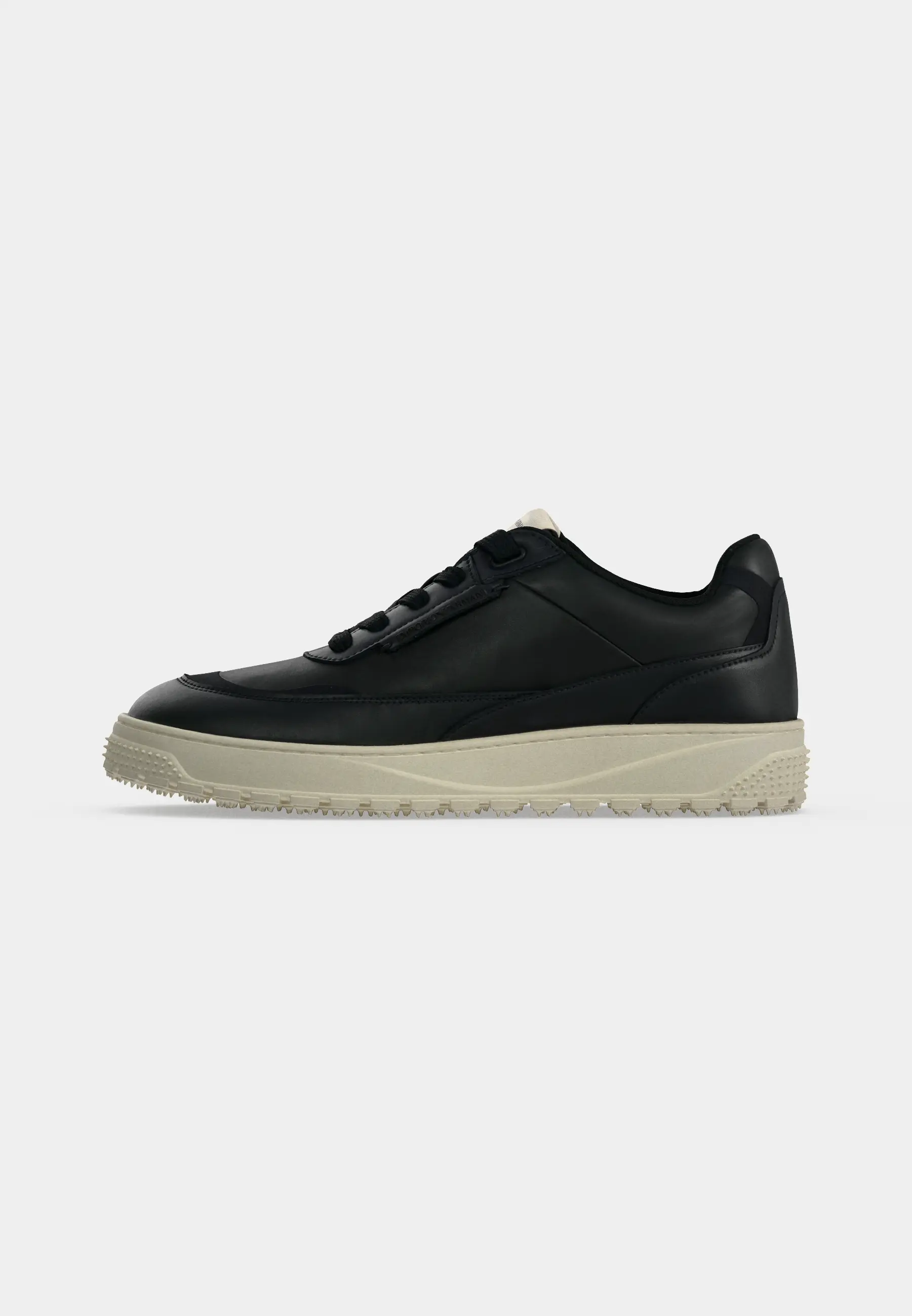 SNEAKER NETTIS MFA