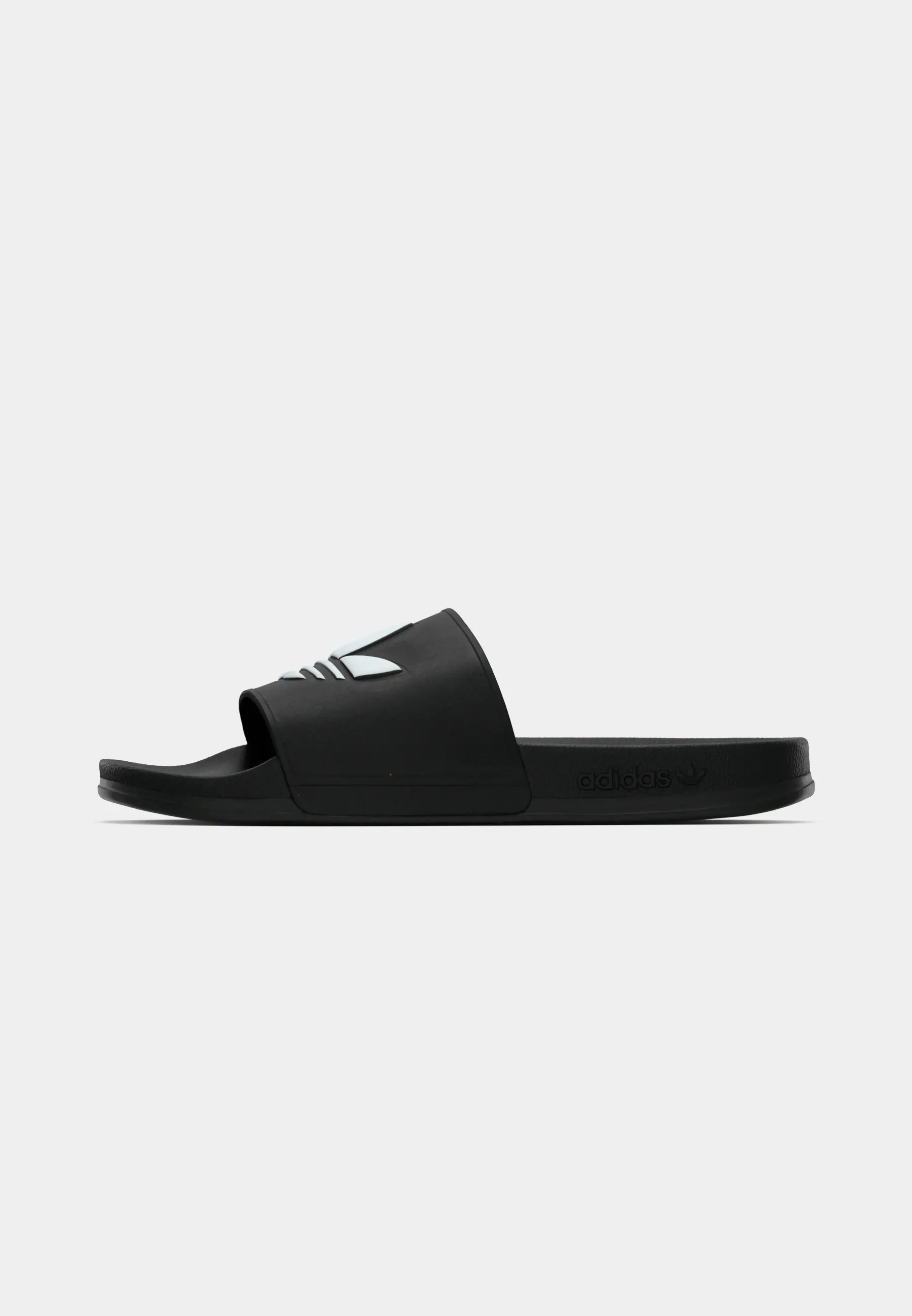 ADILETTE OG CF