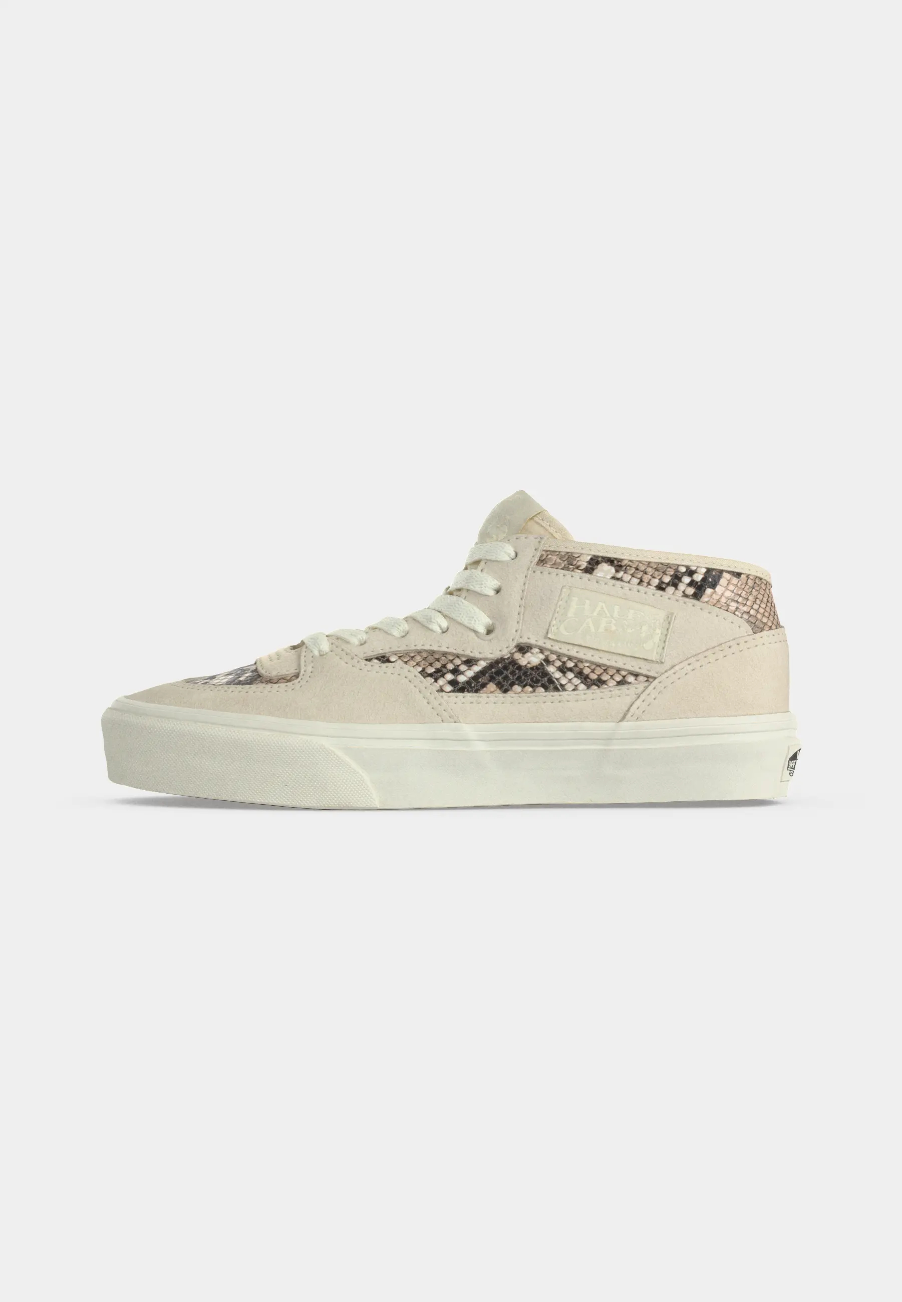 HALF CAB DECON