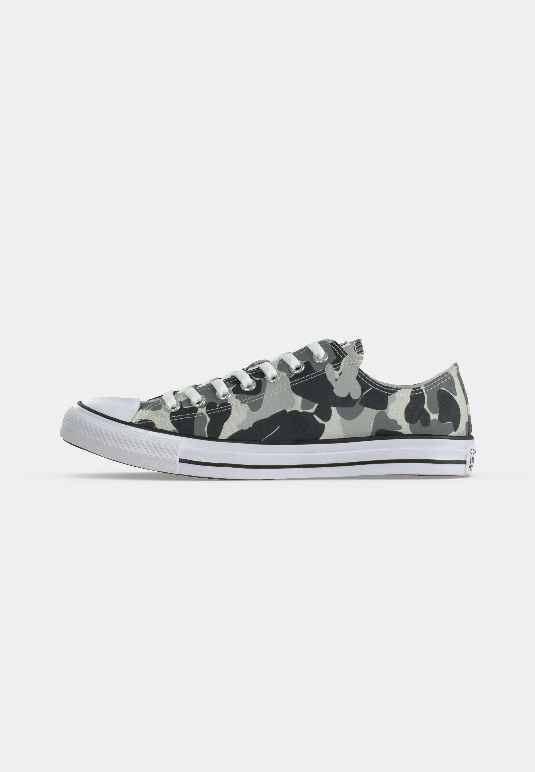 CHUCK TAYLOR ALL STAR CAMO UNISEX