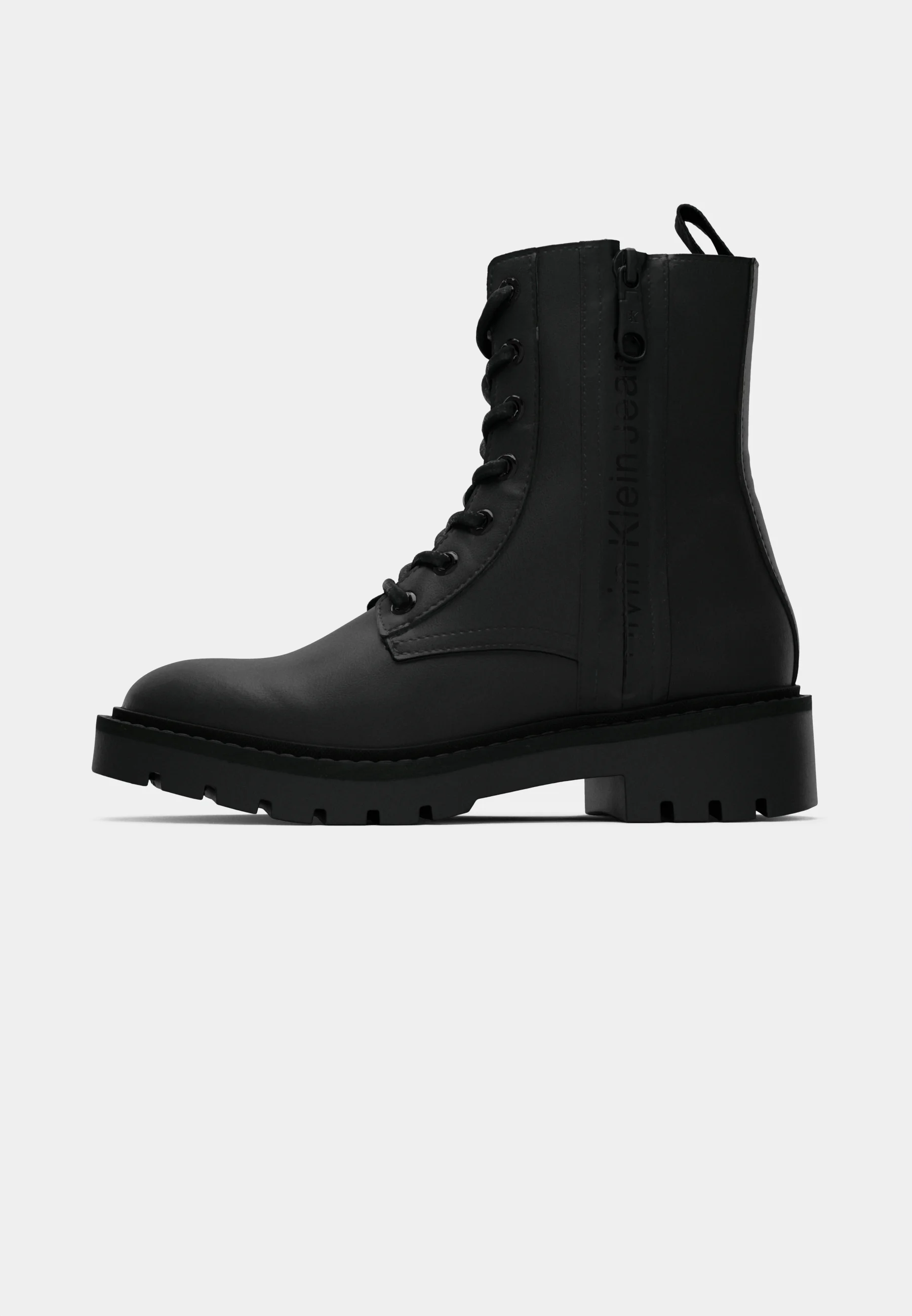 COMBAT MID LACEUP BOOT WN
