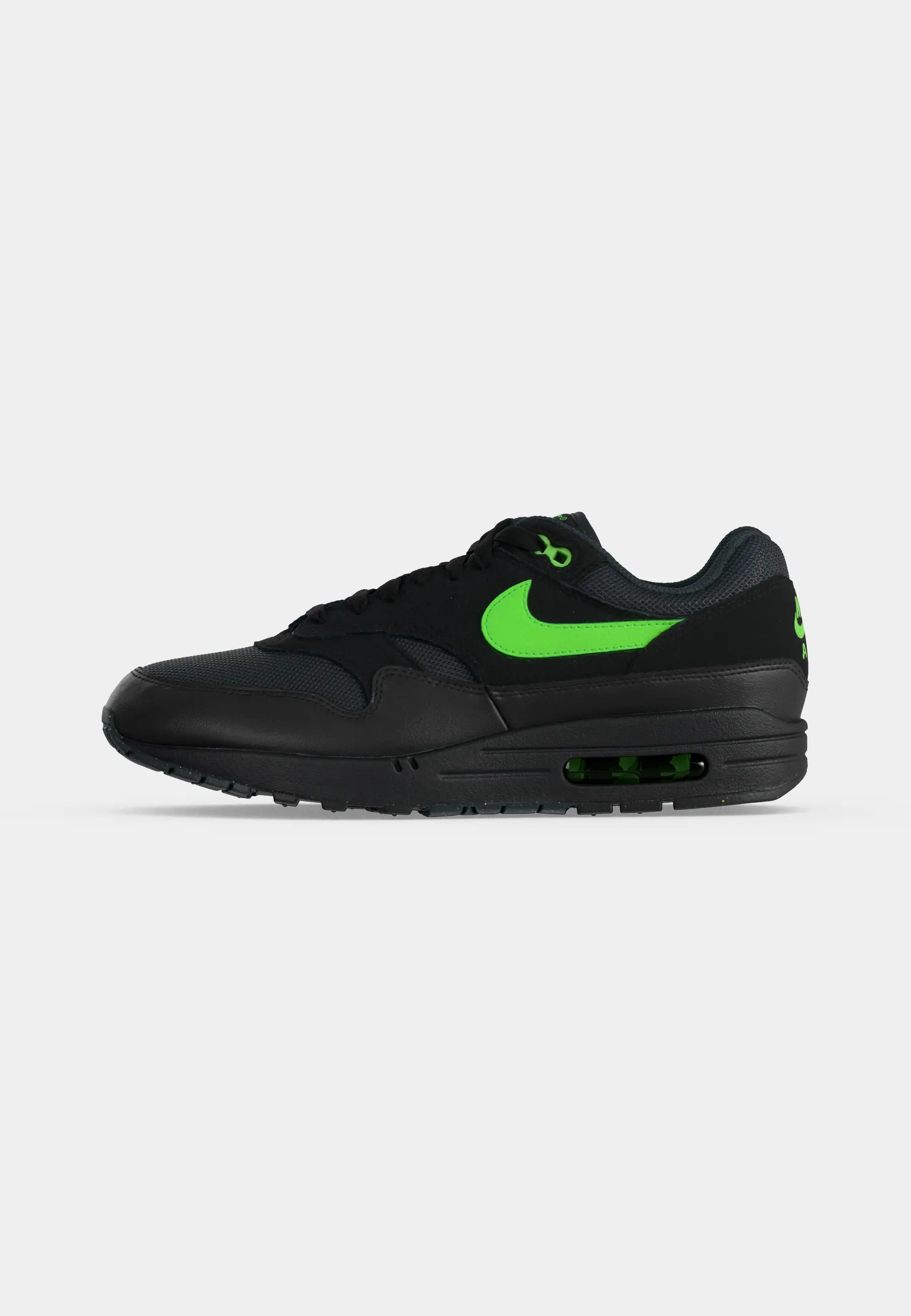 NIKE AIR MAX 1 ESS