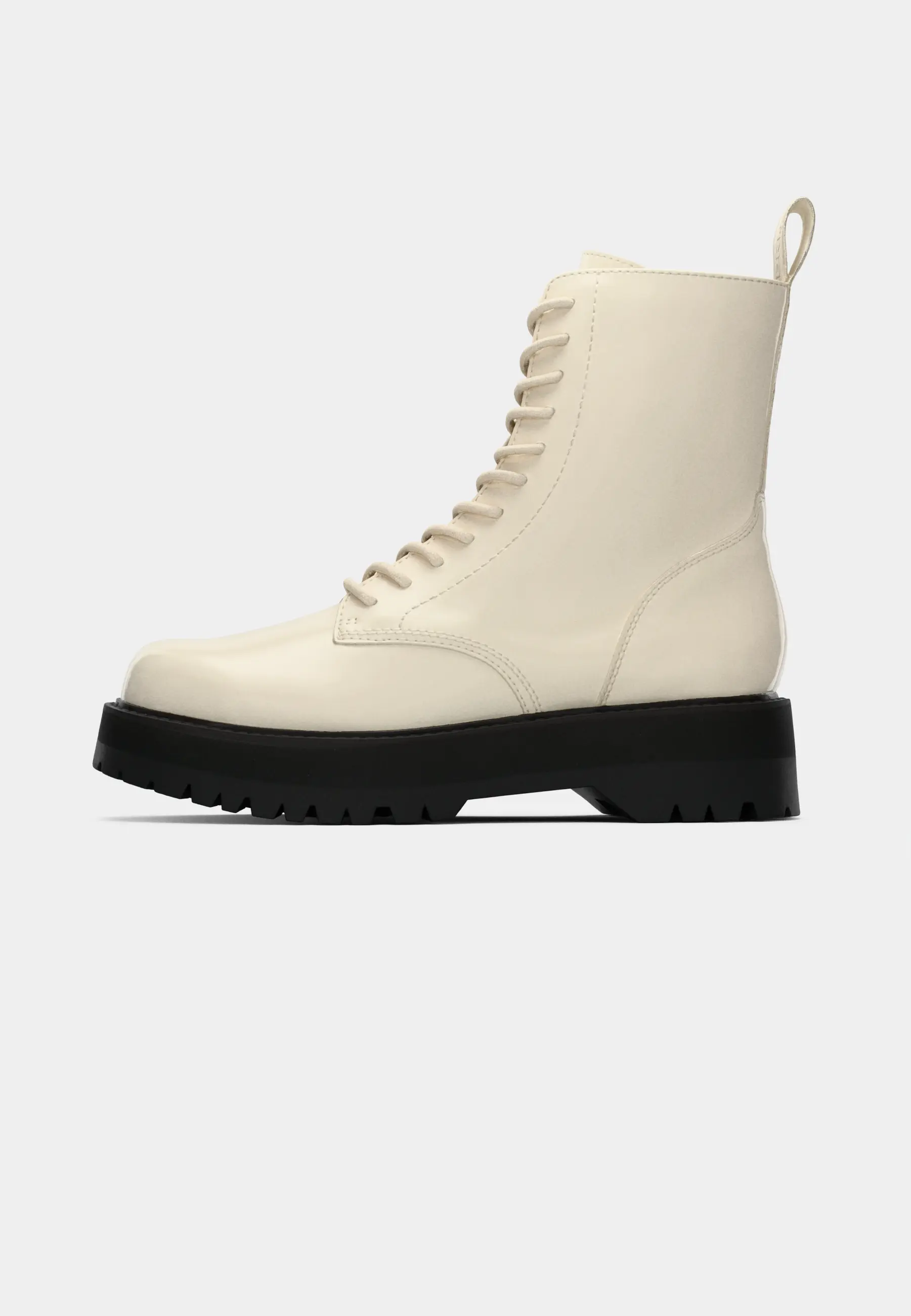BATU - LACE UP LUG BOOT 60MM