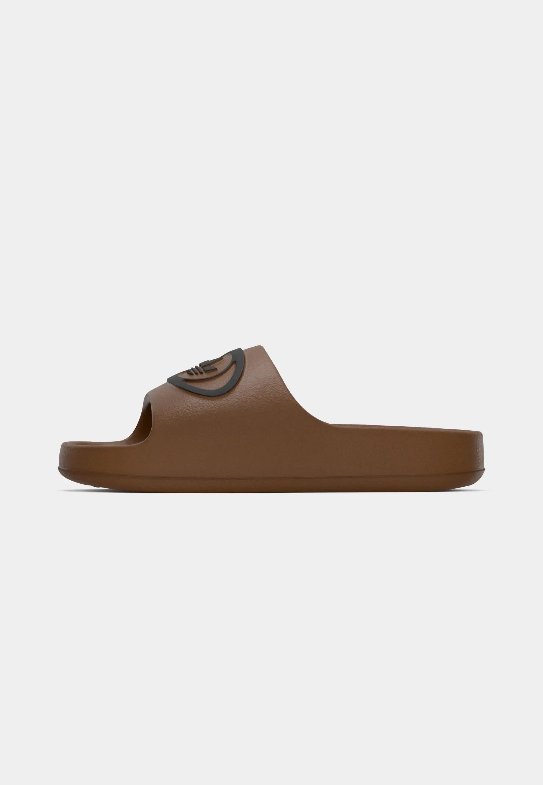 ADILETTE 00s