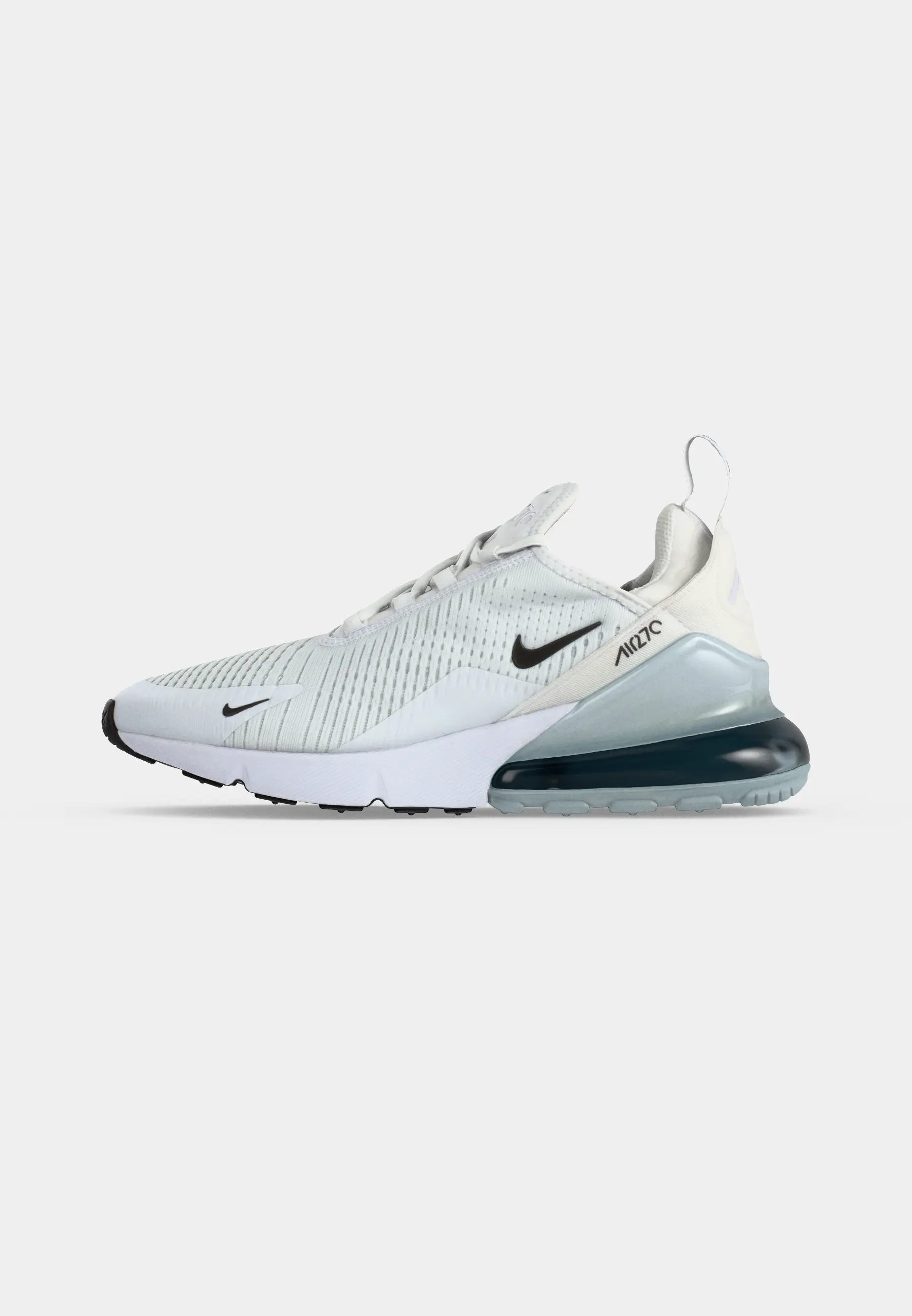 AIR MAX 270