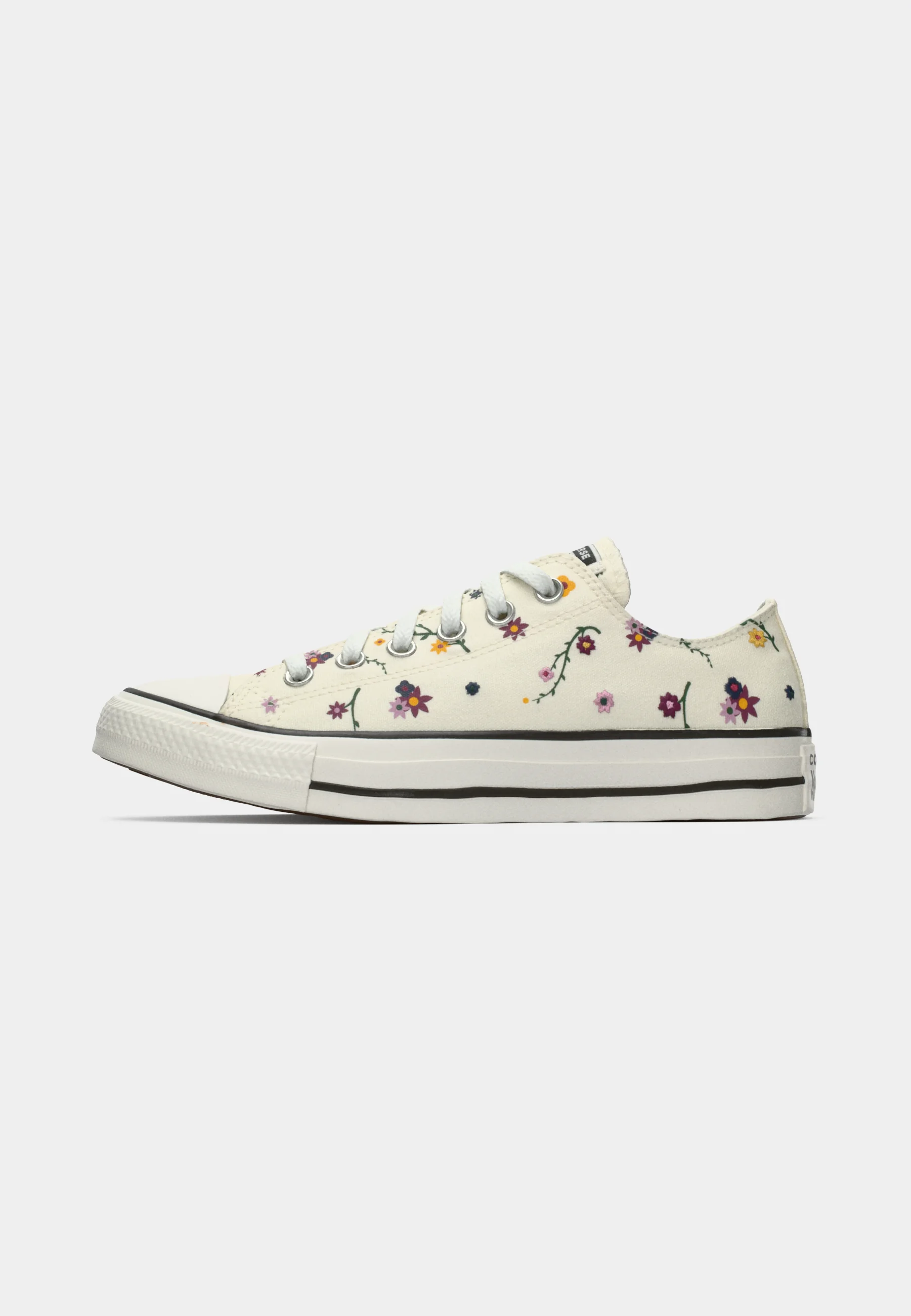 CHUCK TAYLOR ALL STAR FLORAL