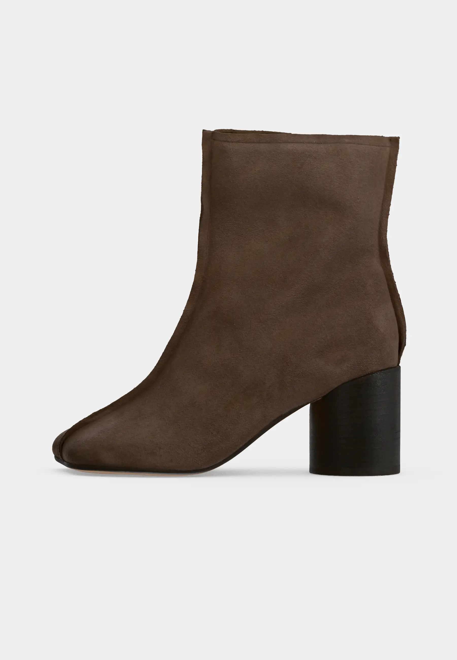 ANKLE BOOT